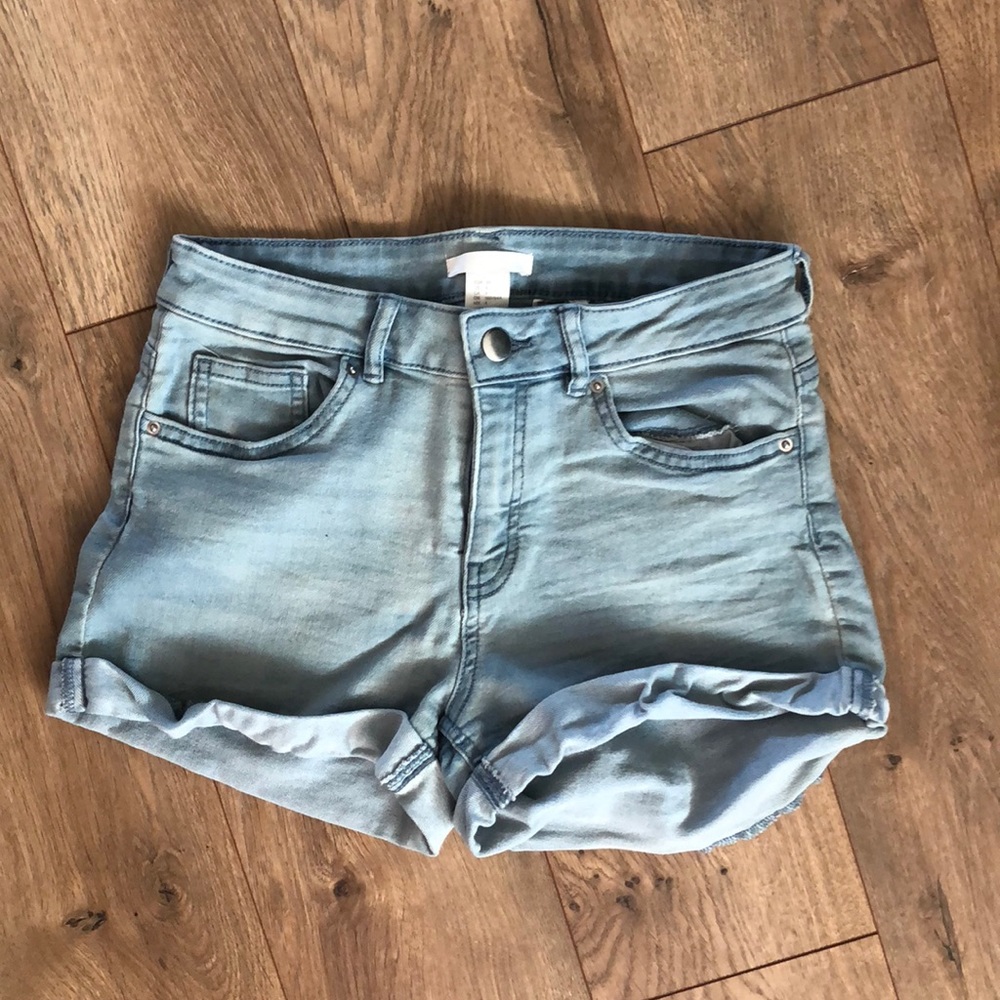 High rise light denim shorts (size 4)
